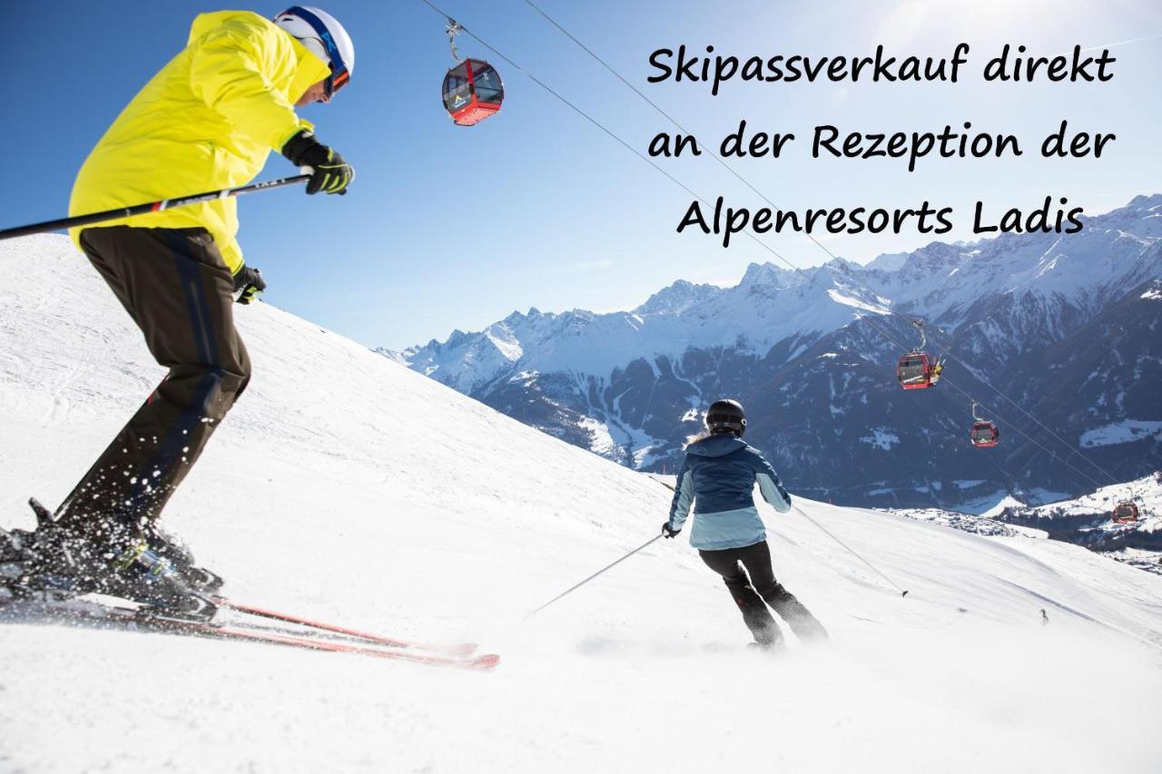 Laudegghof Ladis Inklusive Sommer Bergbahnticket エクステリア 写真