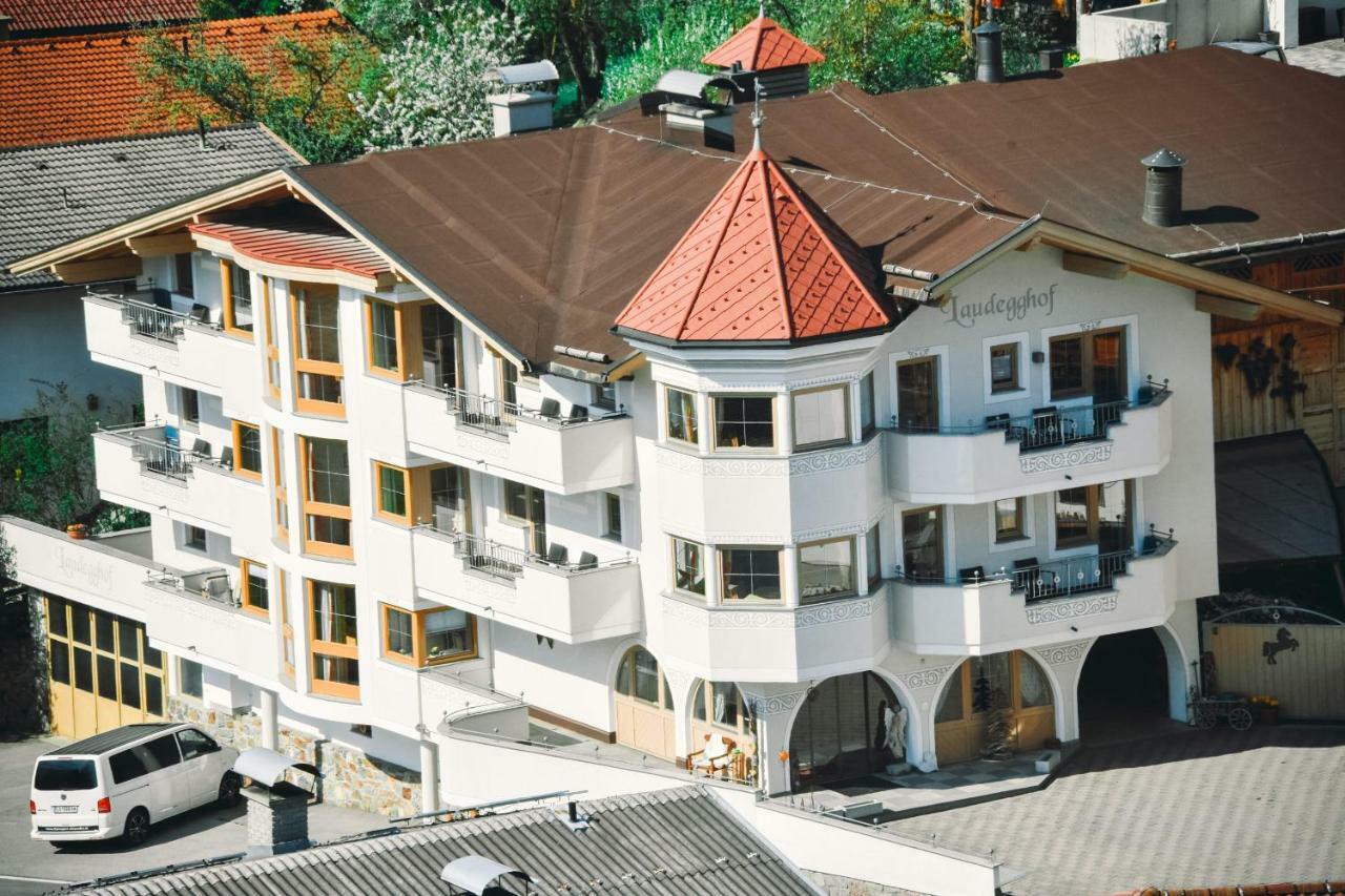 Laudegghof Ladis Inklusive Sommer Bergbahnticket エクステリア 写真